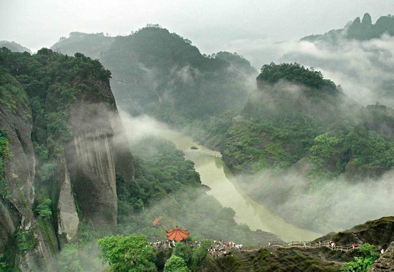 武夷山、九曲溪、廈門鼓浪嶼雙飛6日