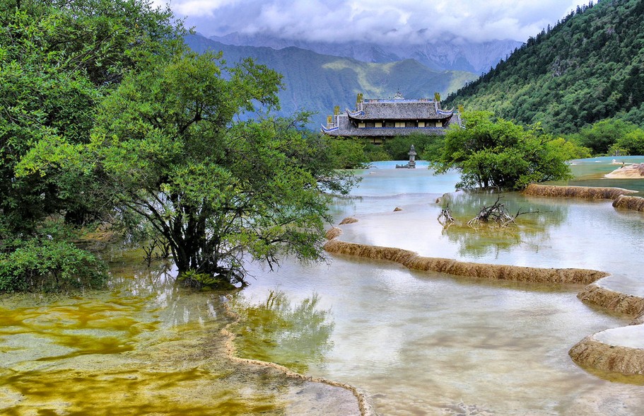成都、九寨溝、黃龍、青城山、都江堰雙飛7天